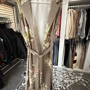 Floral Sleeveless Belted Robe